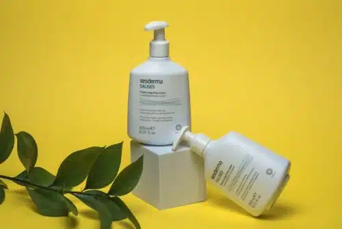 Stratégies efficaces pour combattre l’acné et retrouver une peau nette et lisse